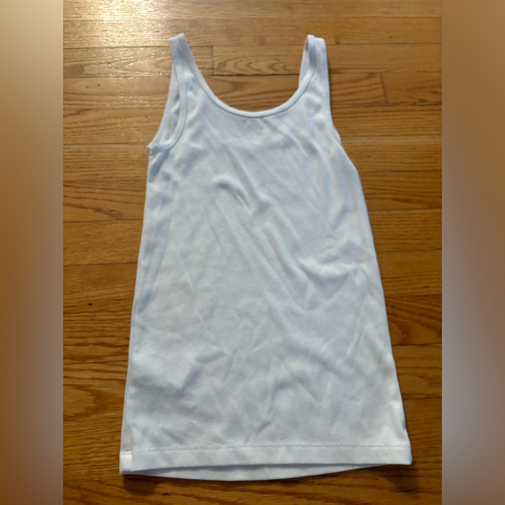 Old navy white tank